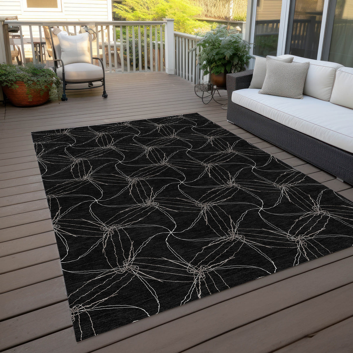 Machine Washable Indoor/ Outdoor Abstract Contemporary Chantille Rug