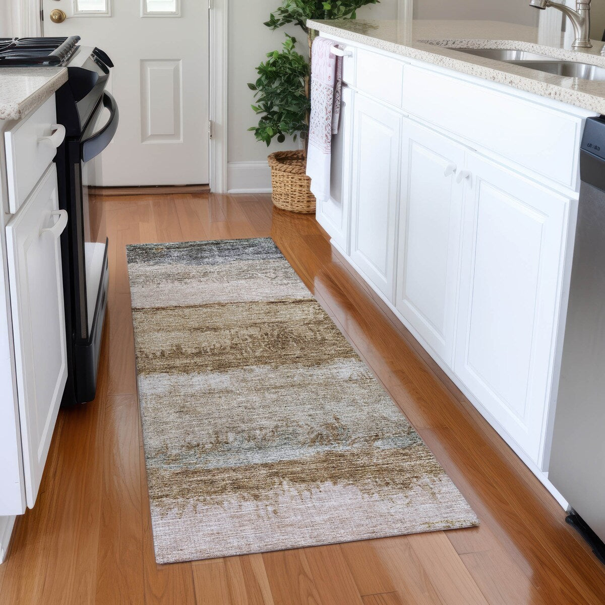 Machine Washable Indoor/ Outdoor Abstract Contemporary Chantille Rug