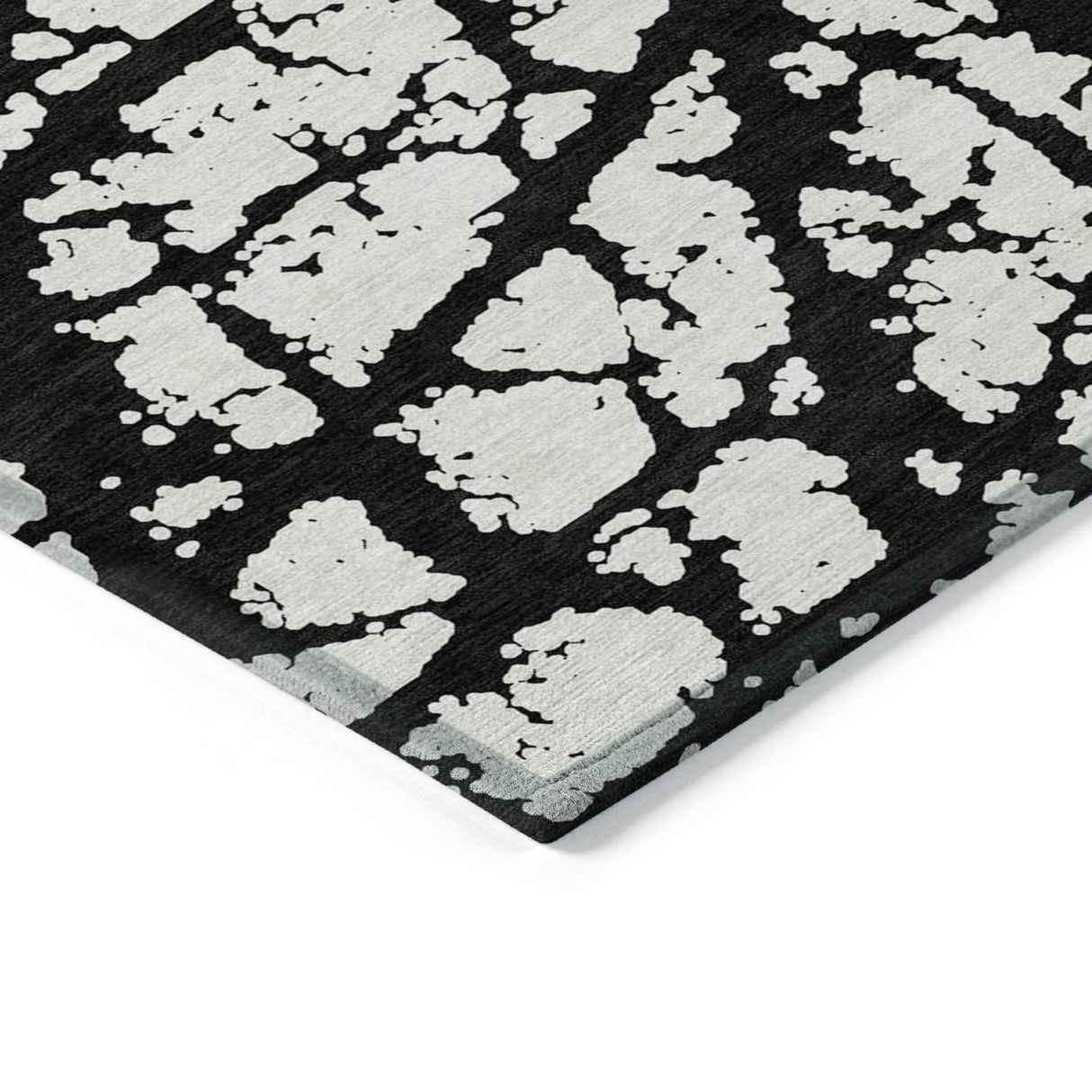 Machine Washable Indoor/ Outdoor Abstract Contemporary Chantille Rug