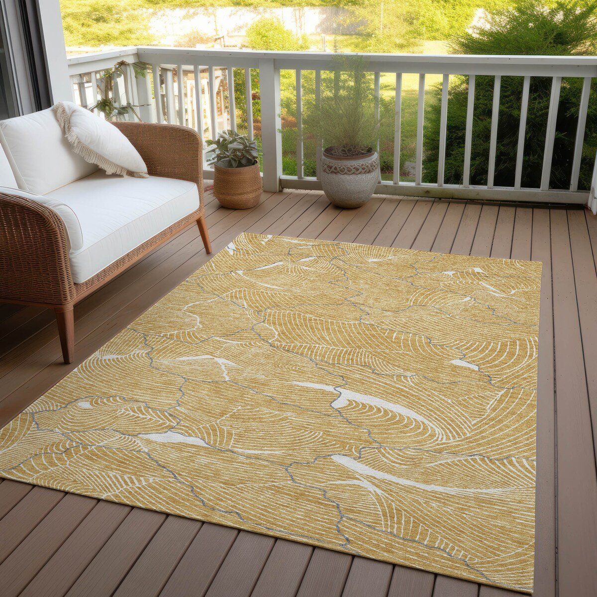 Machine Washable Indoor/ Outdoor Abstract Crackle Chantille Rug