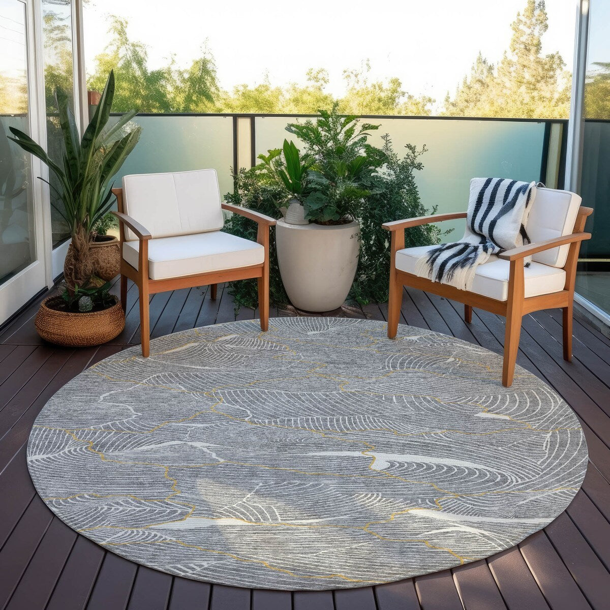 Machine Washable Indoor/ Outdoor Abstract Crackle Chantille Rug