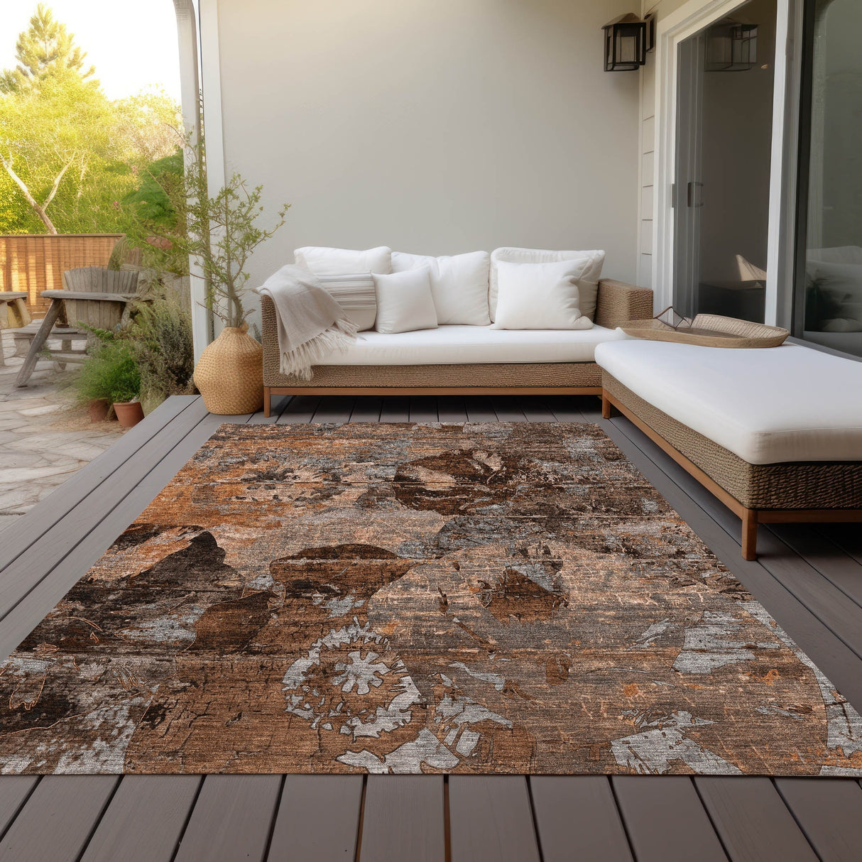 Machine Washable Indoor/ Outdoor Abstract Leaves Chantille Rug