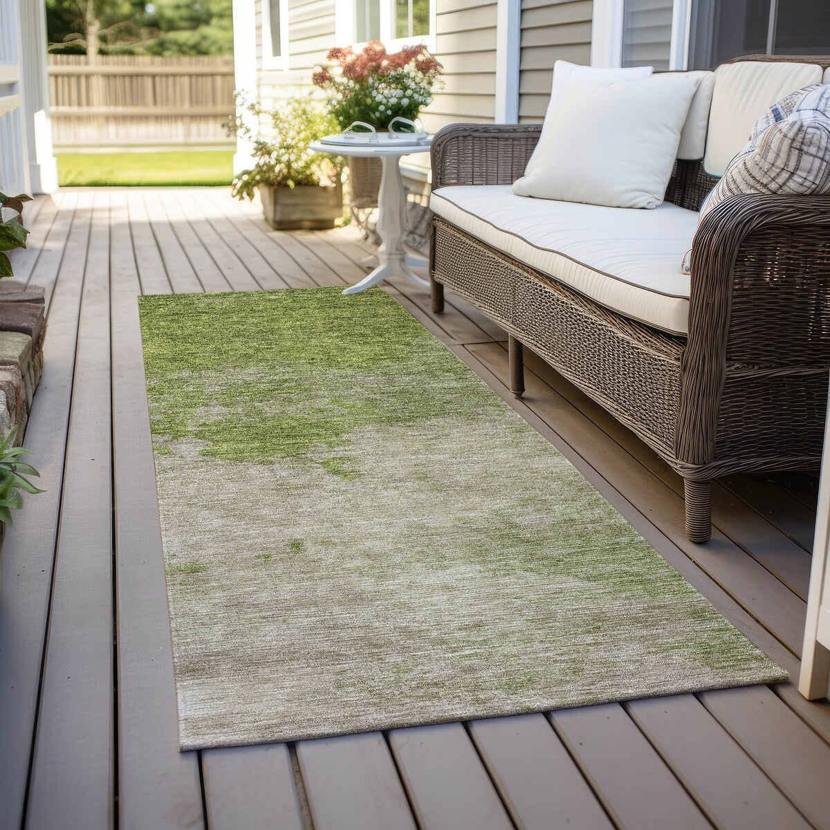 Machine Washable Indoor/ Outdoor Abstract Modern Chantille Rug