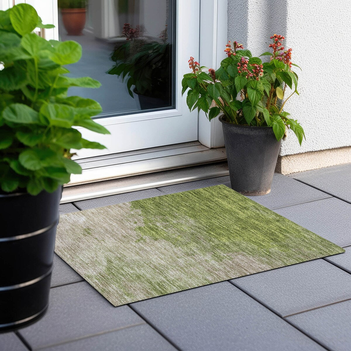 Machine Washable Indoor/ Outdoor Abstract Modern Chantille Rug