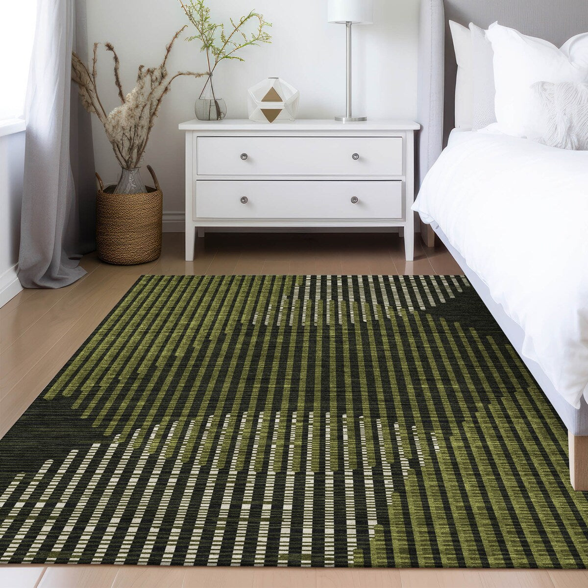 Machine Washable Indoor/ Outdoor Abstract Stripe Chantille Rug