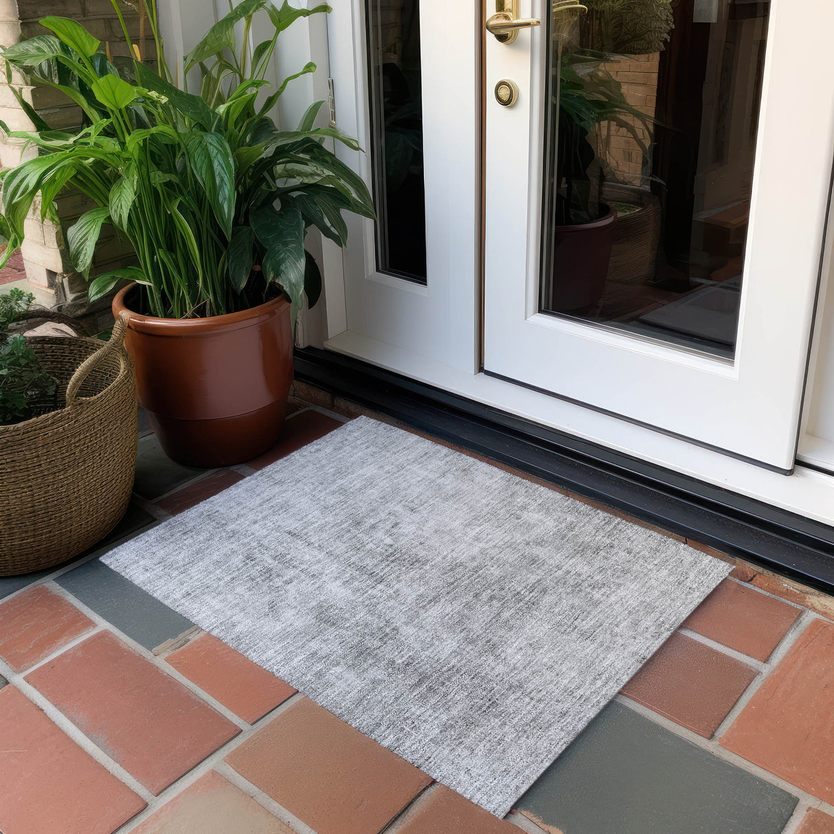 Machine Washable Indoor/ Outdoor Chantille Abstract Solid Rug