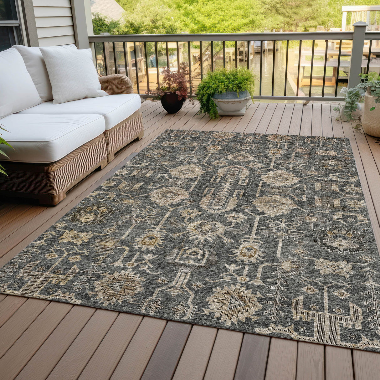 Machine Washable Indoor/ Outdoor Chantille Boho Rug