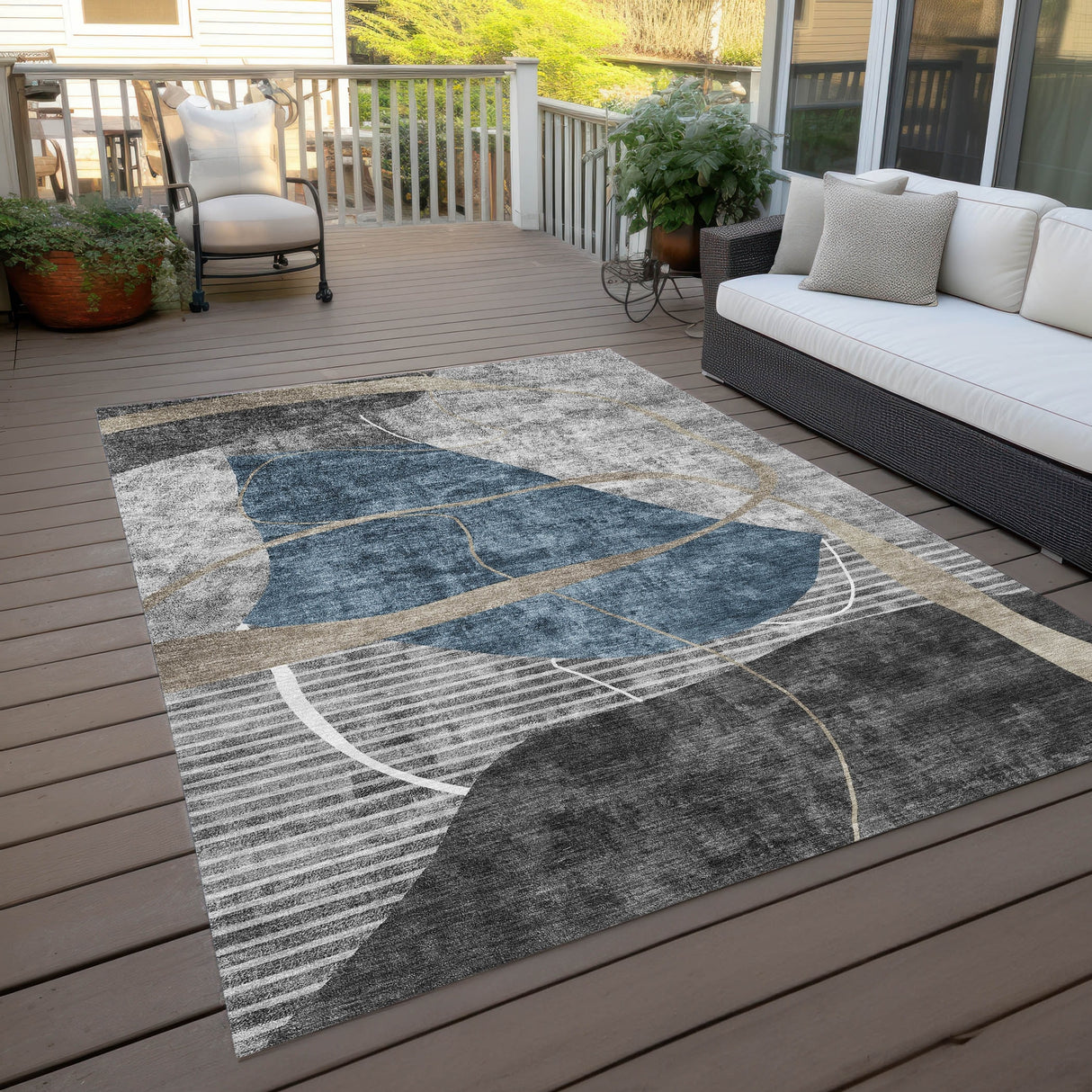 Machine Washable Indoor/ Outdoor Chantille Contemporary Abstract Rug