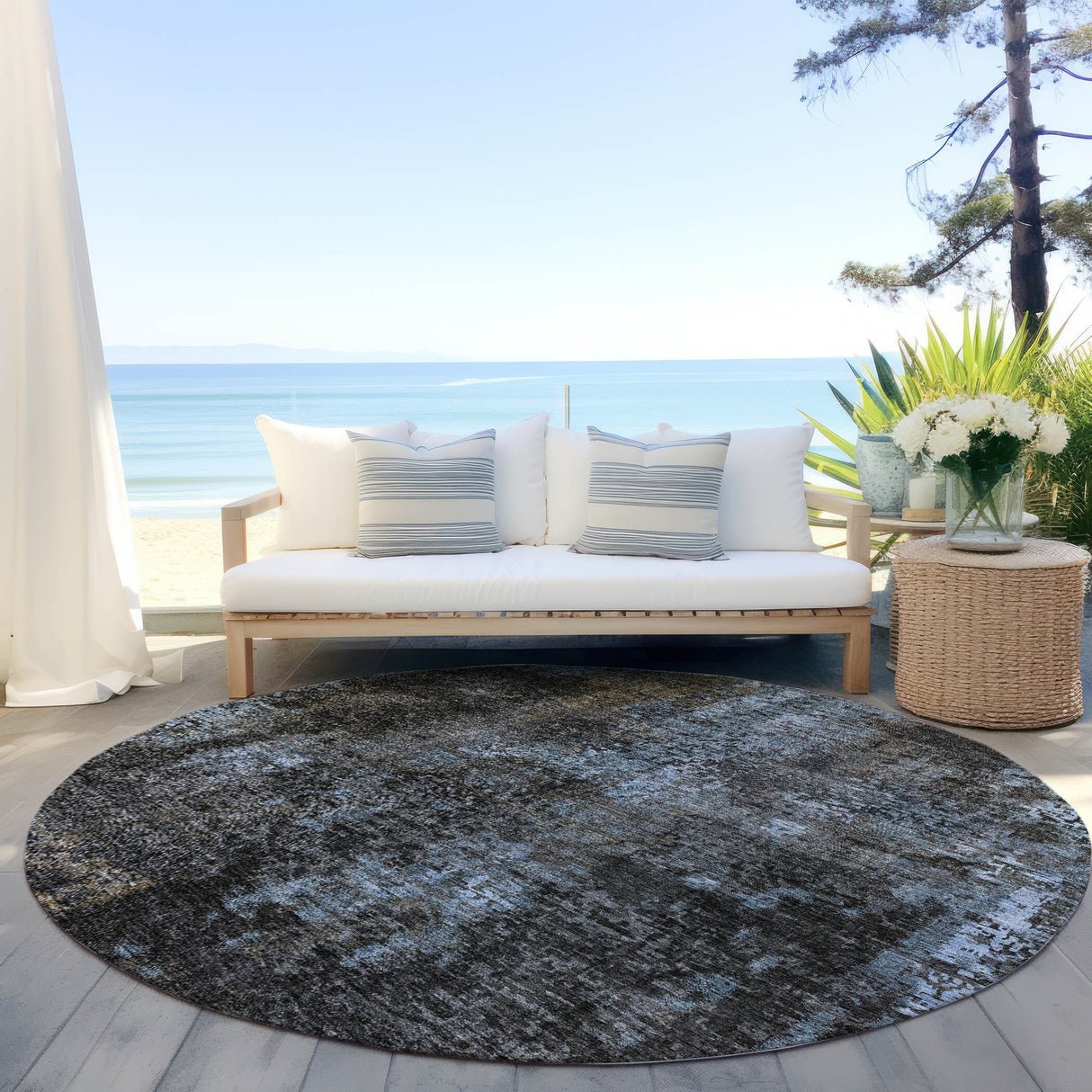 Machine Washable Indoor/ Outdoor Chantille Contemporary Abstract Rug