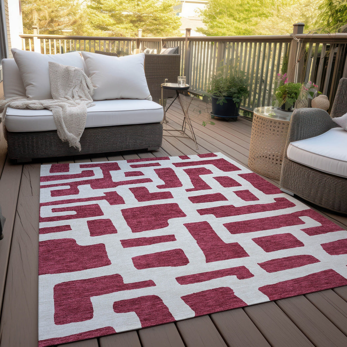 Machine Washable Indoor/ Outdoor Chantille Contemporary Geo Rug