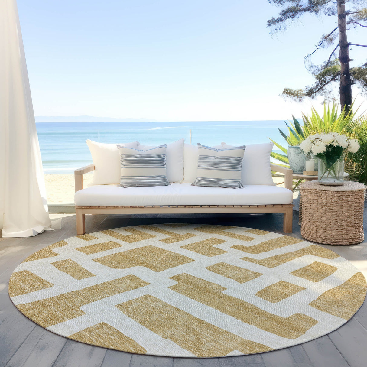 Machine Washable Indoor/ Outdoor Chantille Contemporary Geo Rug