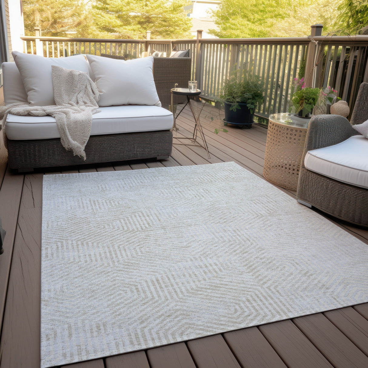 Machine Washable Indoor/ Outdoor Chantille Contemporary Maze Rug