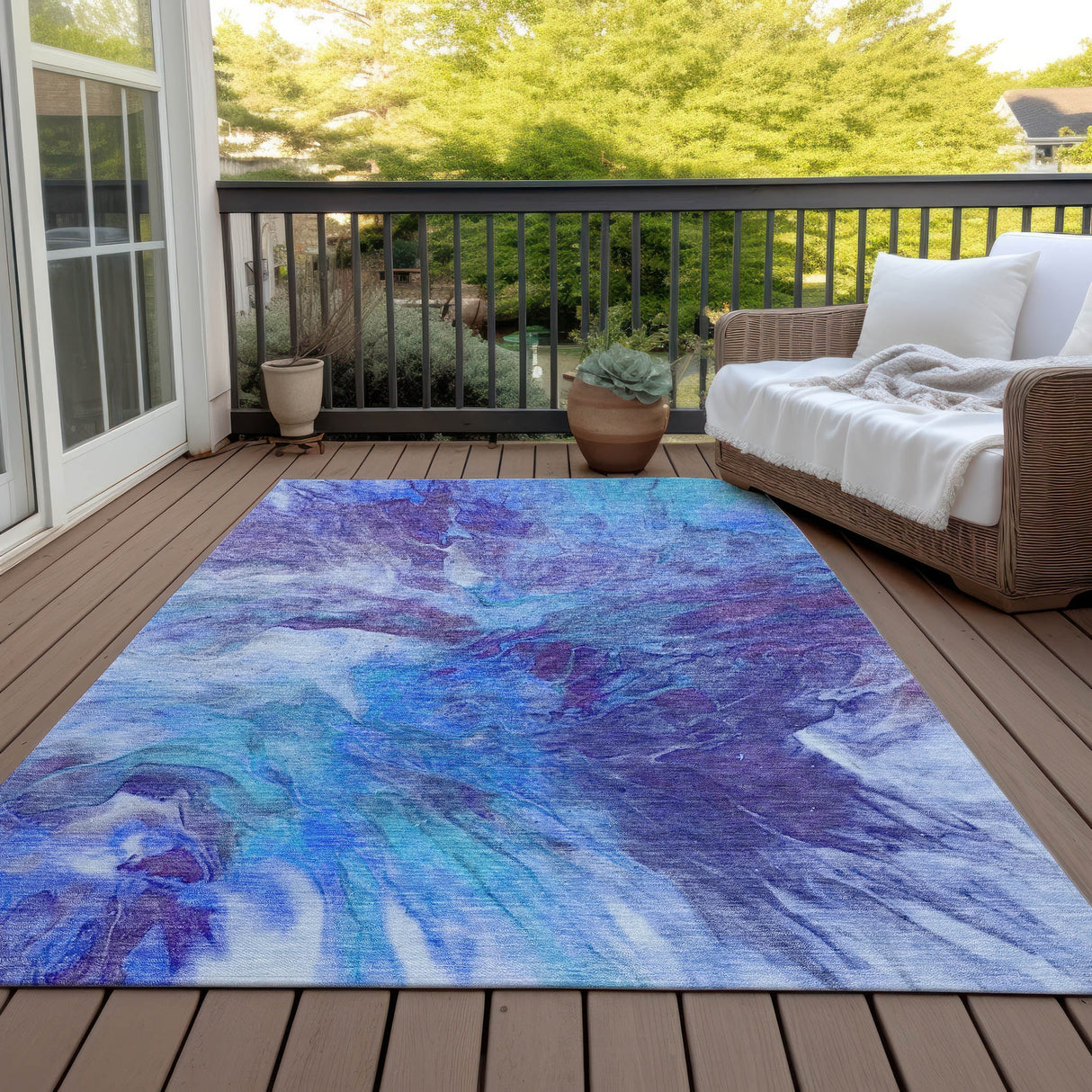 Machine Washable Indoor/ Outdoor Chantille Contemporary Splash Rug