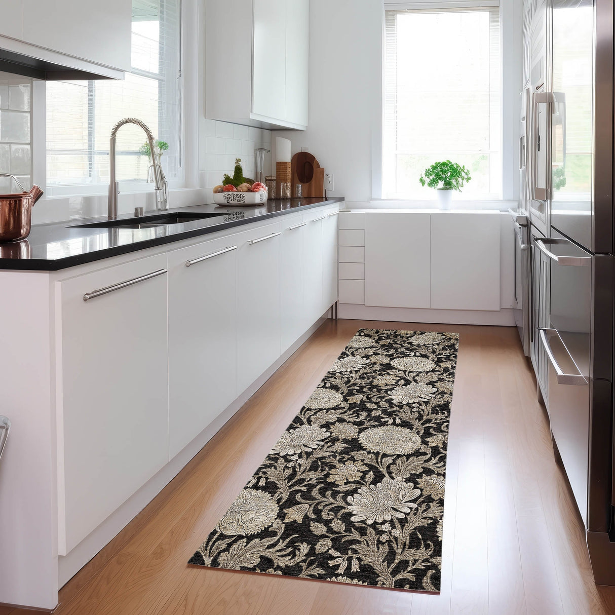 Machine Washable Indoor/ Outdoor Chantille Floral Rug