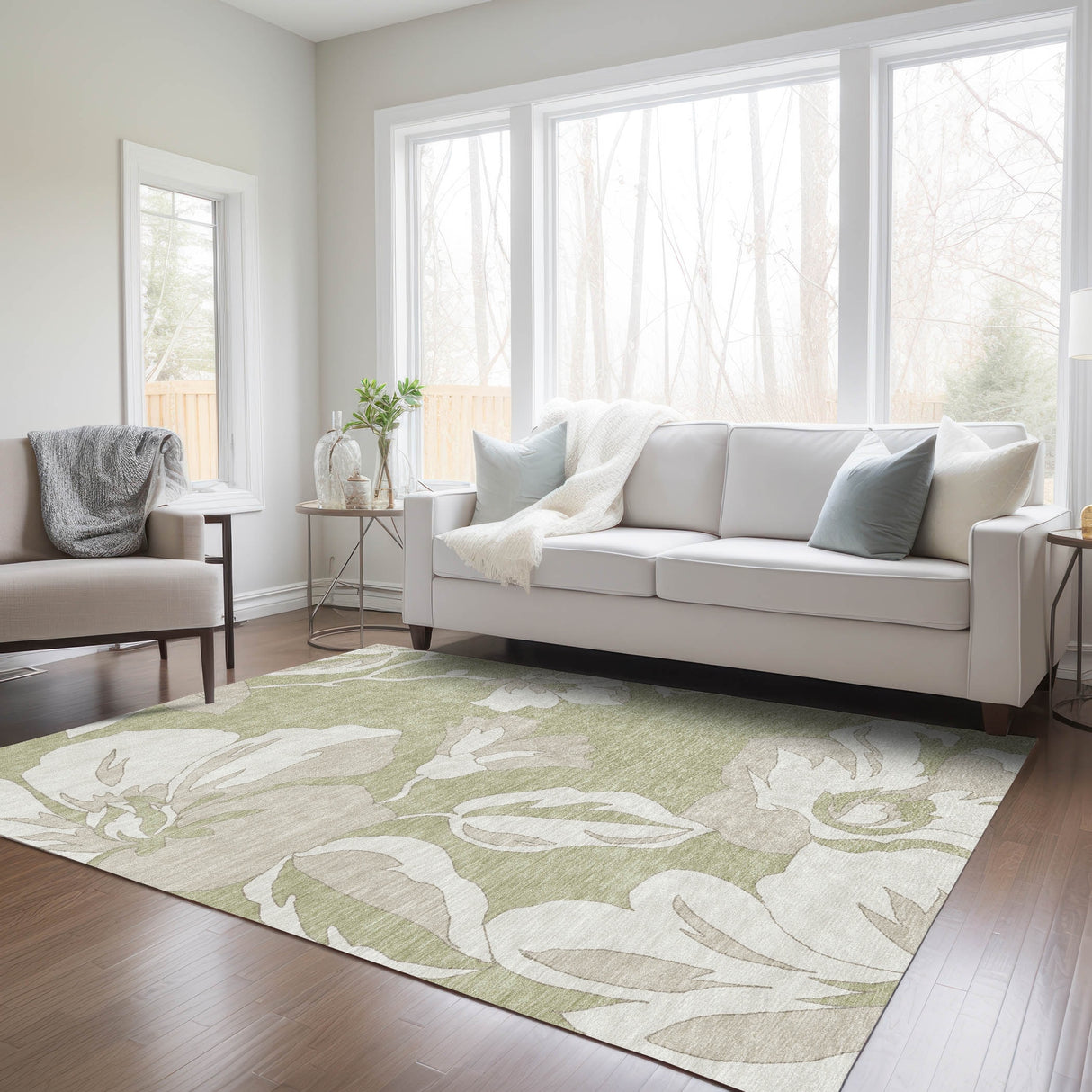 Machine Washable Indoor/ Outdoor Chantille Floral Rug