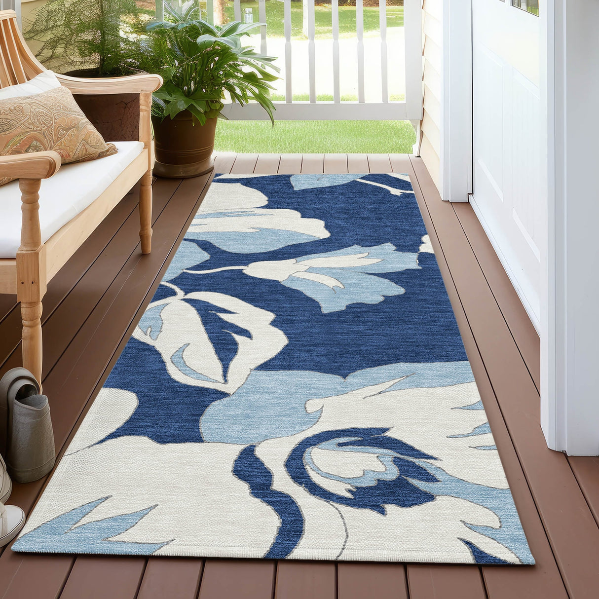 Machine Washable Indoor/ Outdoor Chantille Floral Rug