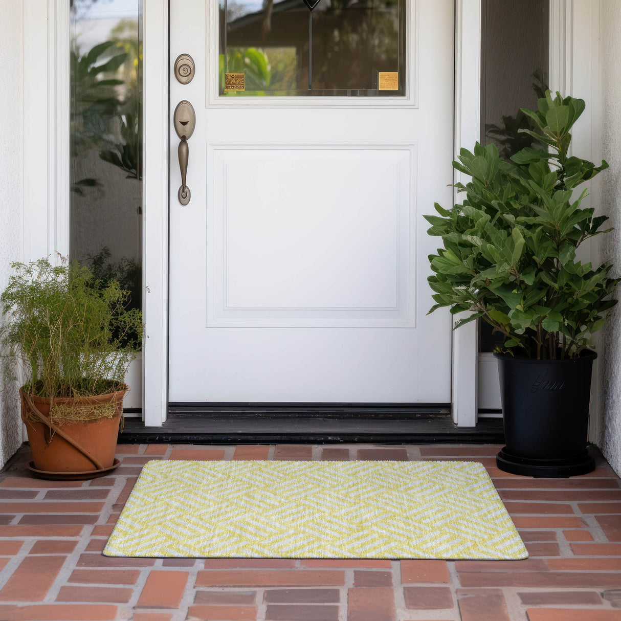 Machine Washable Indoor/ Outdoor Chantille Geo Contemporary Rug