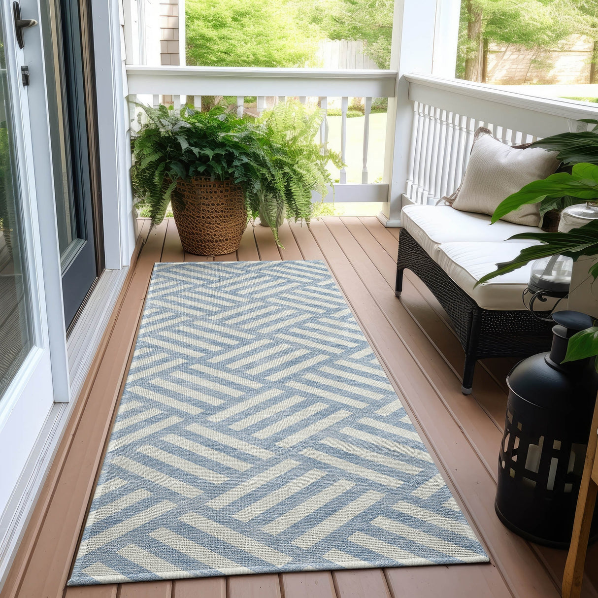 Machine Washable Indoor/ Outdoor Chantille Geo Contemporary Rug