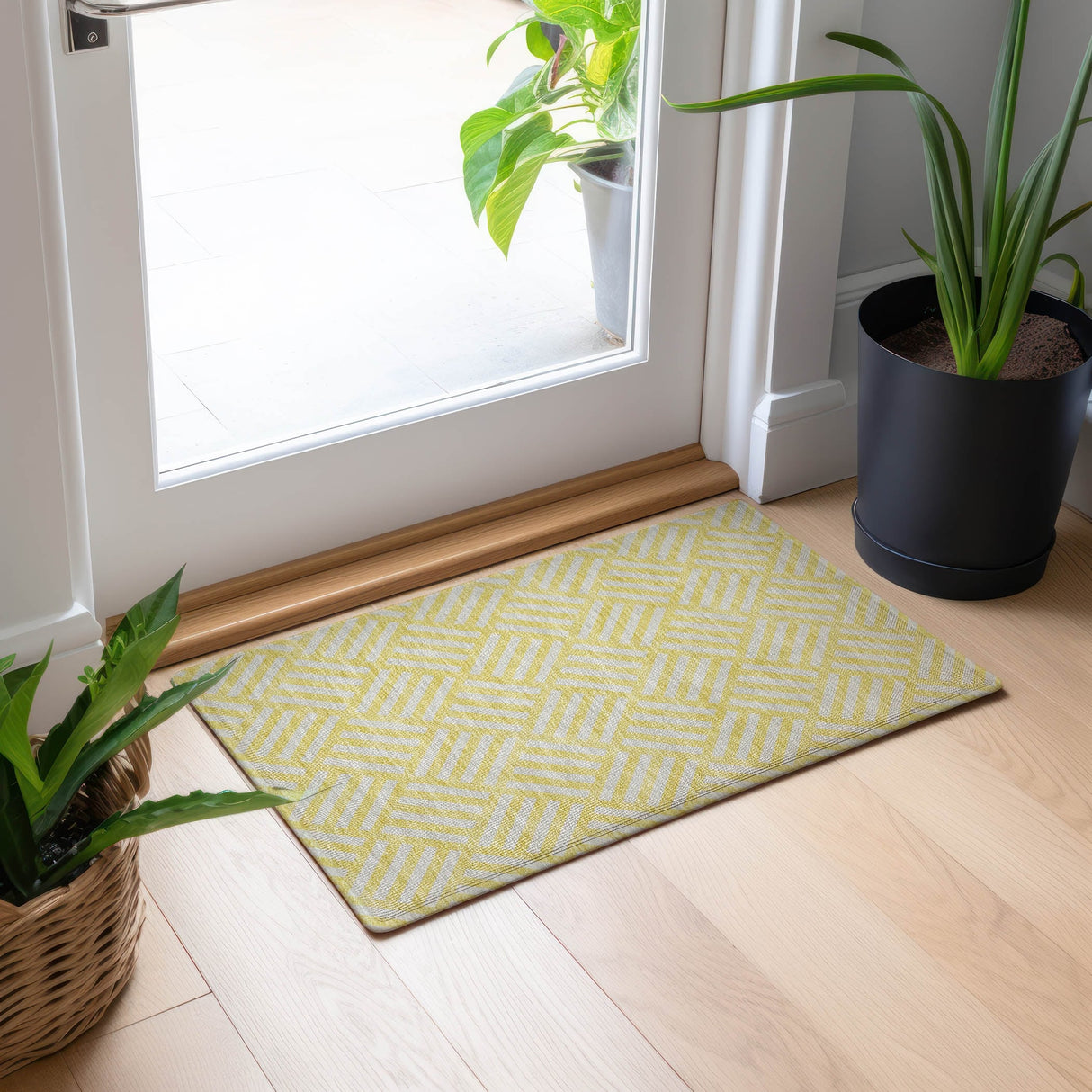 Machine Washable Indoor/ Outdoor Chantille Geo Contemporary Rug