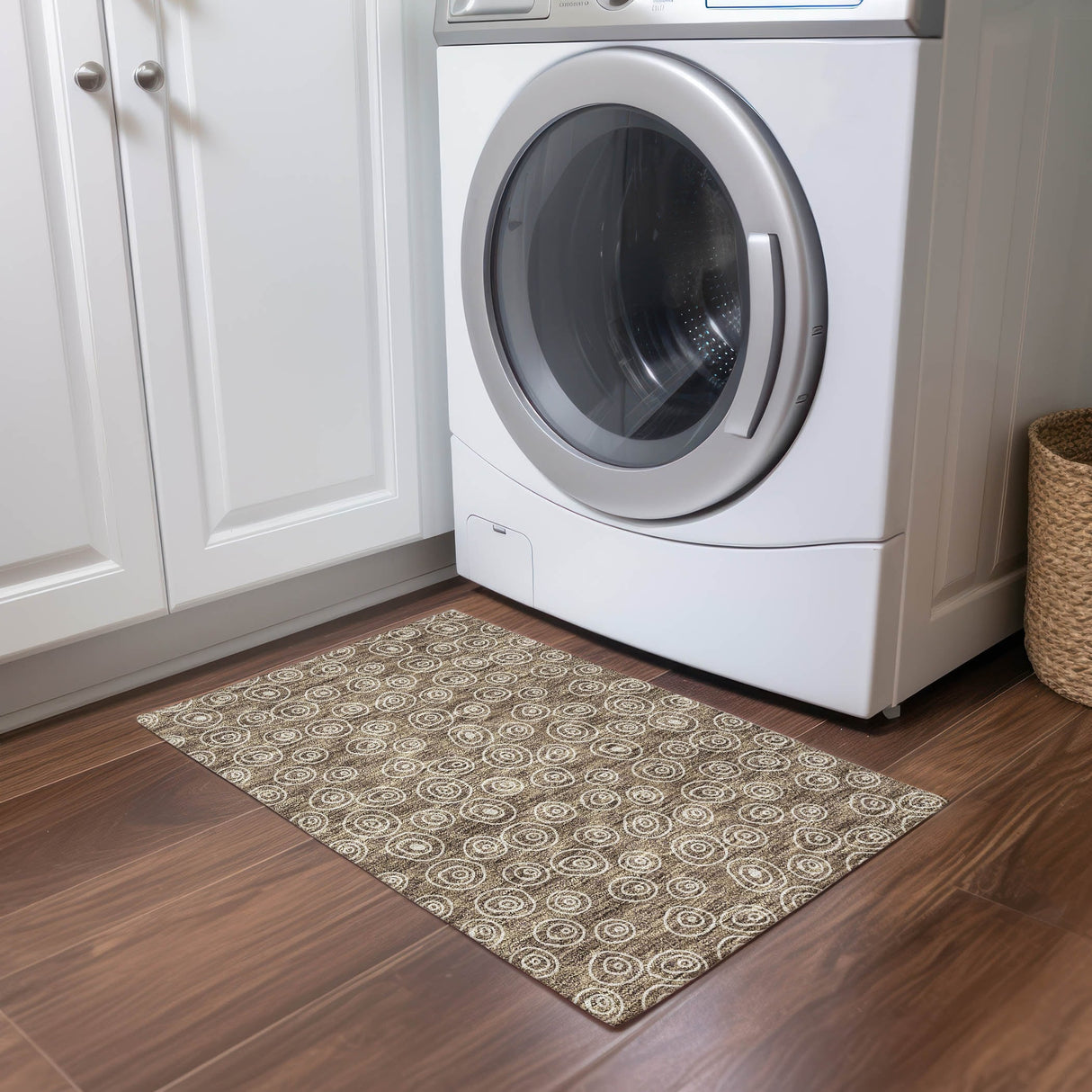 Machine Washable Indoor/ Outdoor Chantille Modern Bubbles Rug