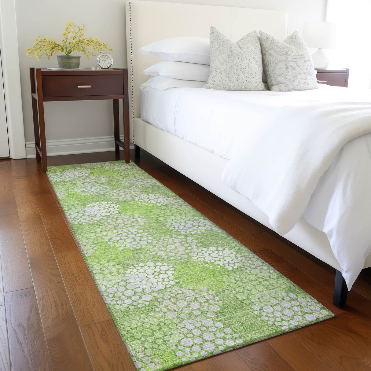 Machine Washable Indoor/ Outdoor Chantille Modern Bubbles Rug