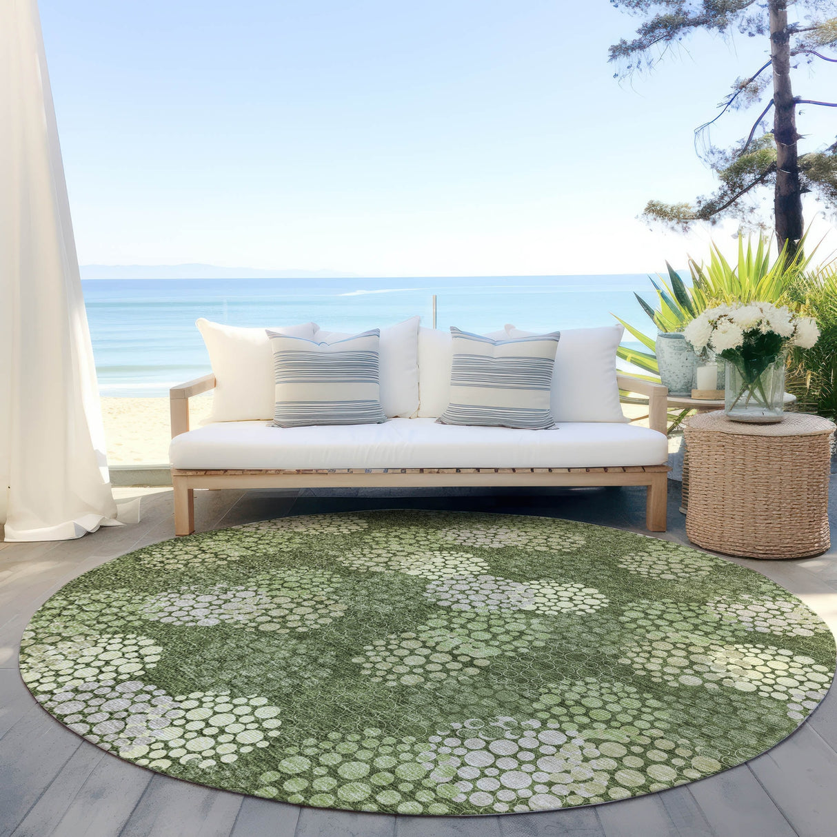 Machine Washable Indoor/ Outdoor Chantille Modern Bubbles Rug