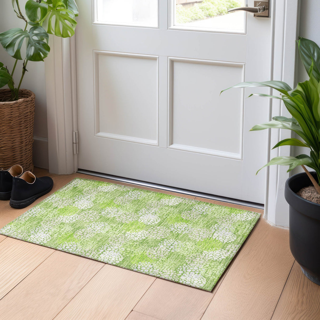 Machine Washable Indoor/ Outdoor Chantille Modern Bubbles Rug