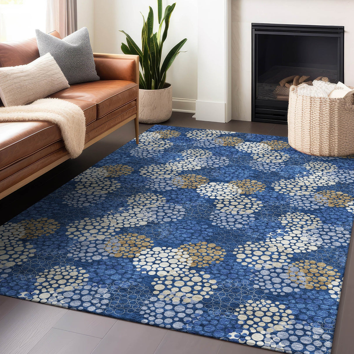 Machine Washable Indoor/ Outdoor Chantille Modern Bubbles Rug