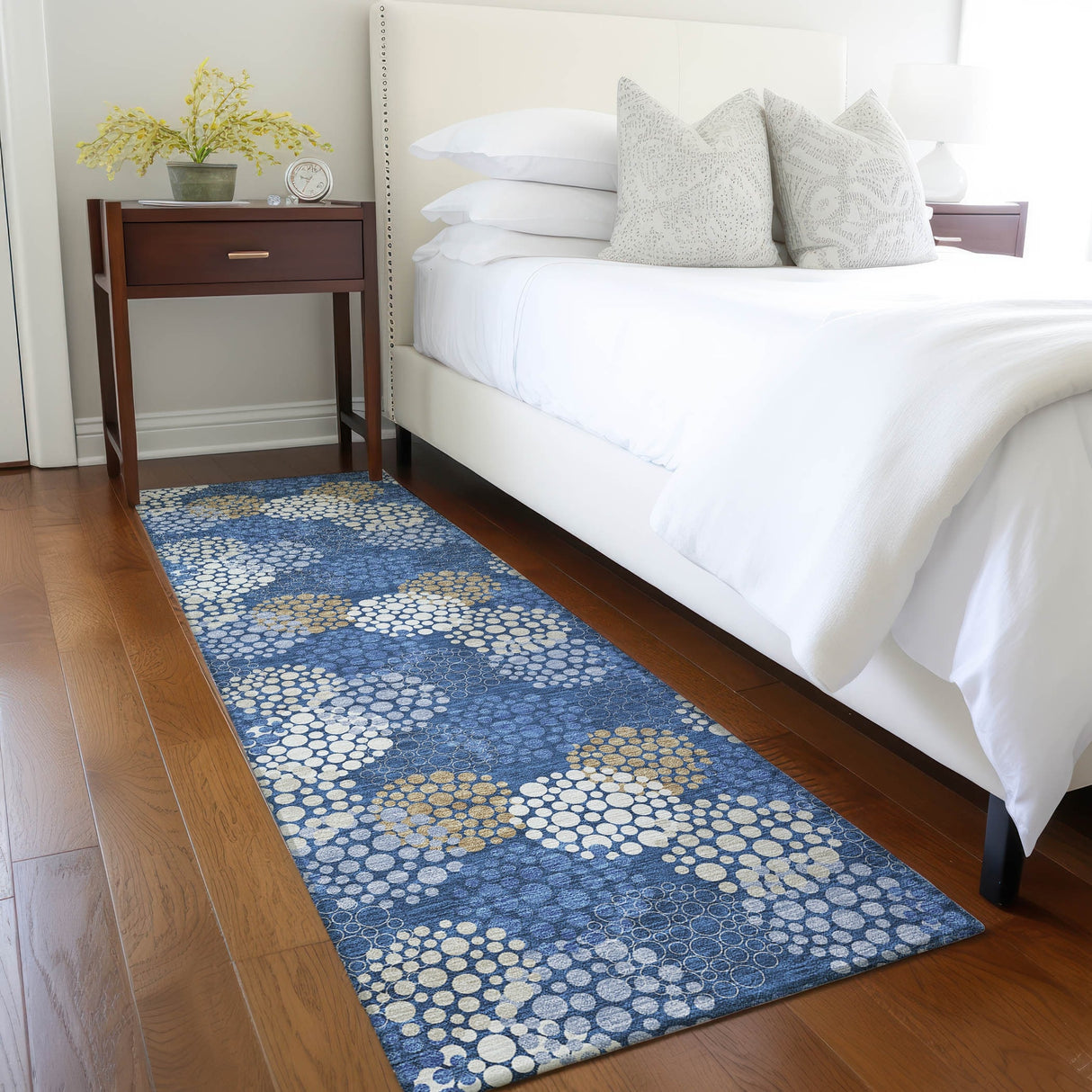 Machine Washable Indoor/ Outdoor Chantille Modern Bubbles Rug