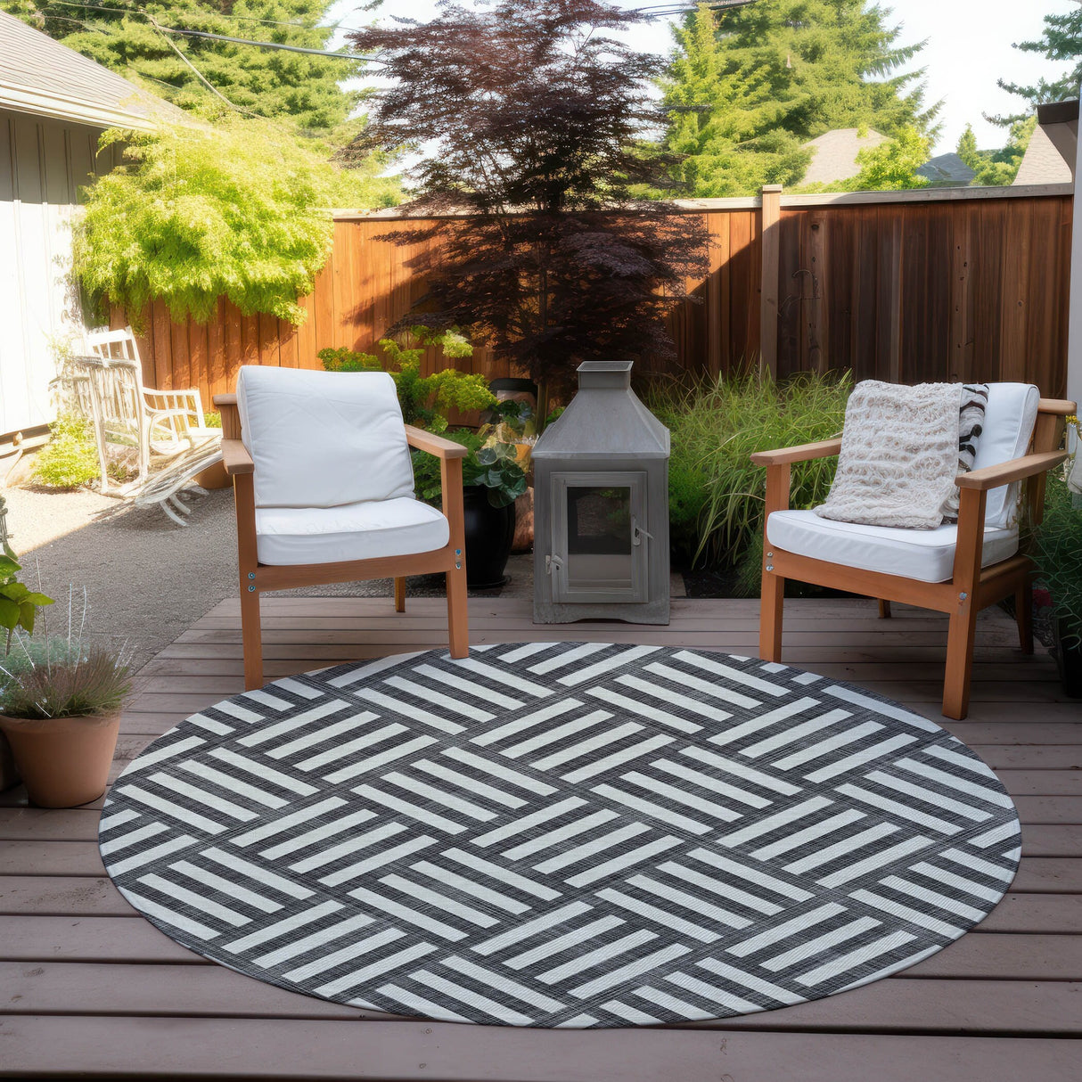 Machine Washable Indoor/ Outdoor Chantille Modern Geo Rug