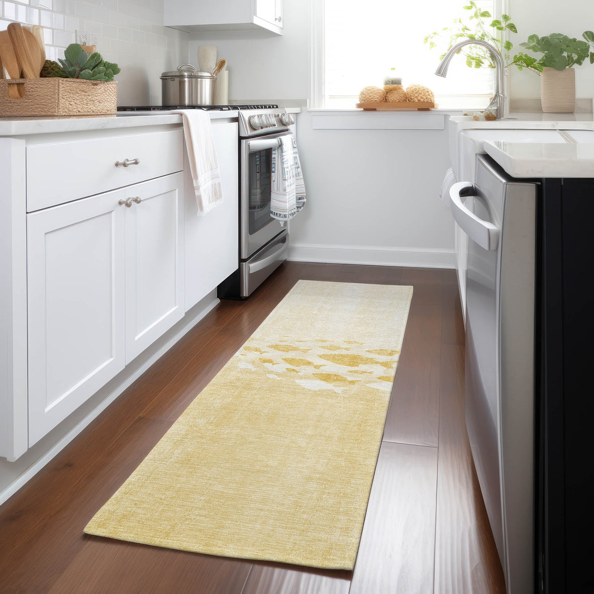 Machine Washable Indoor/ Outdoor Chantille Modern Sea Life Rug