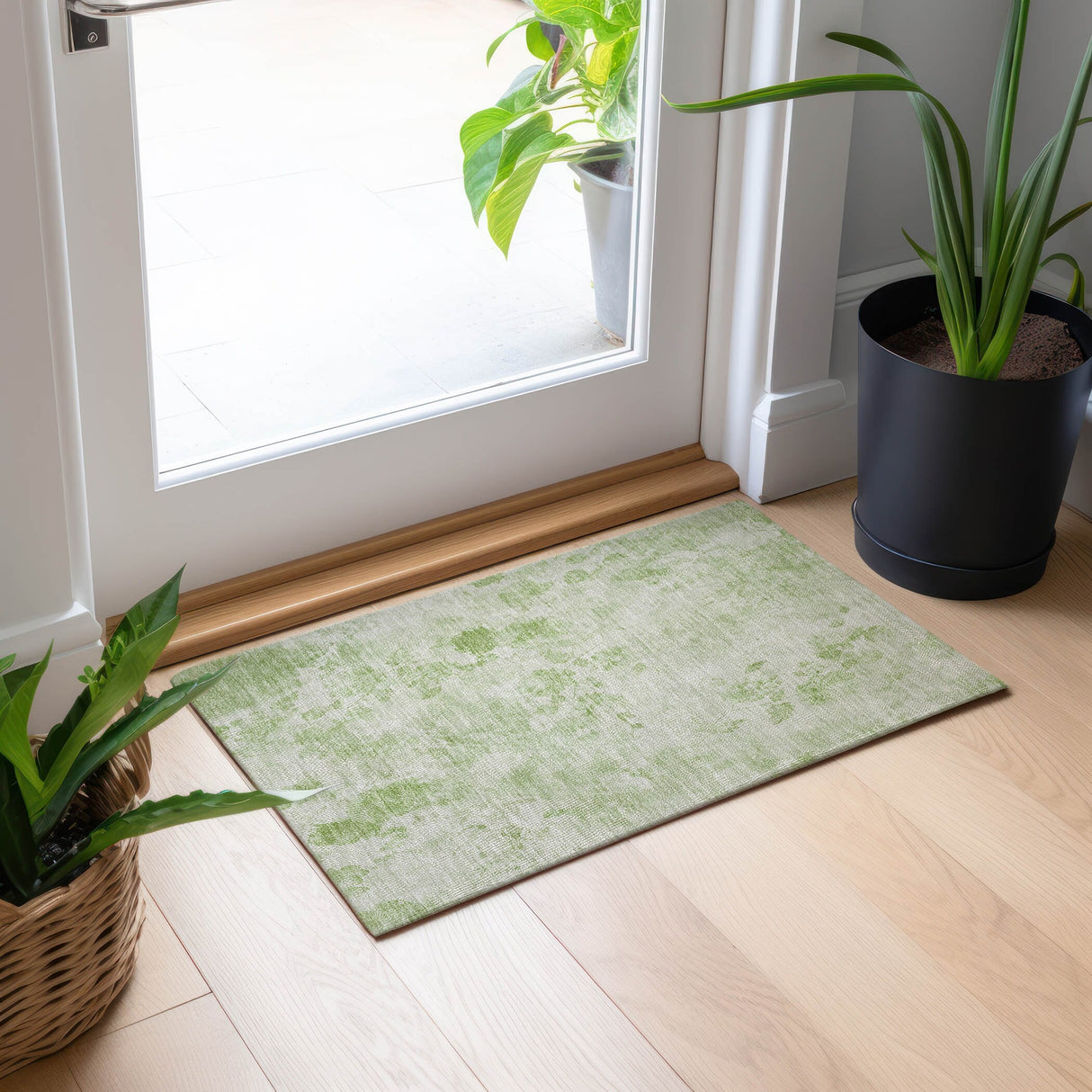 Machine Washable Indoor/ Outdoor Chantille Vanishing Floral Rug