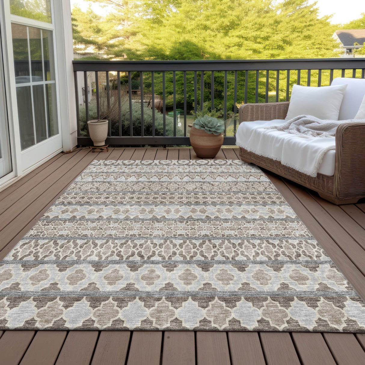 Machine Washable Indoor/ Outdoor Chantille Stripe Boho Rug