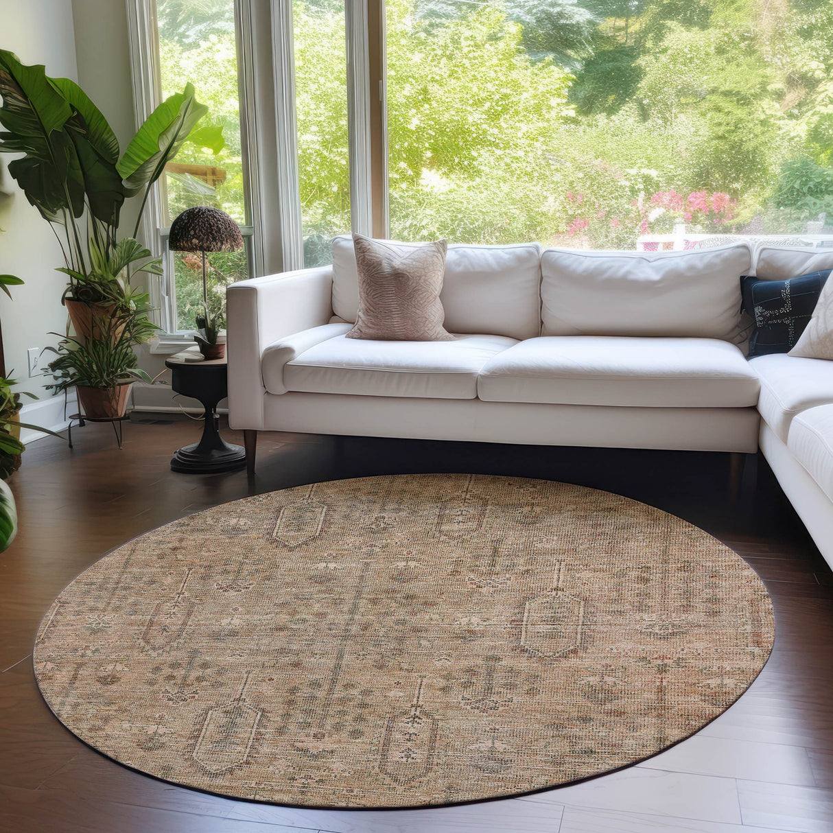 Machine Washable Indoor/ Outdoor Chantille Traditional Distressed Rug