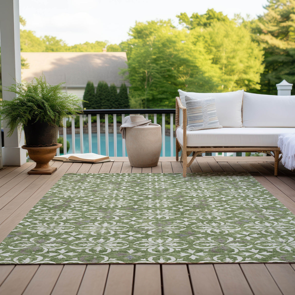Machine Washable Indoor/ Outdoor Chantille Traditional Medallion Rug