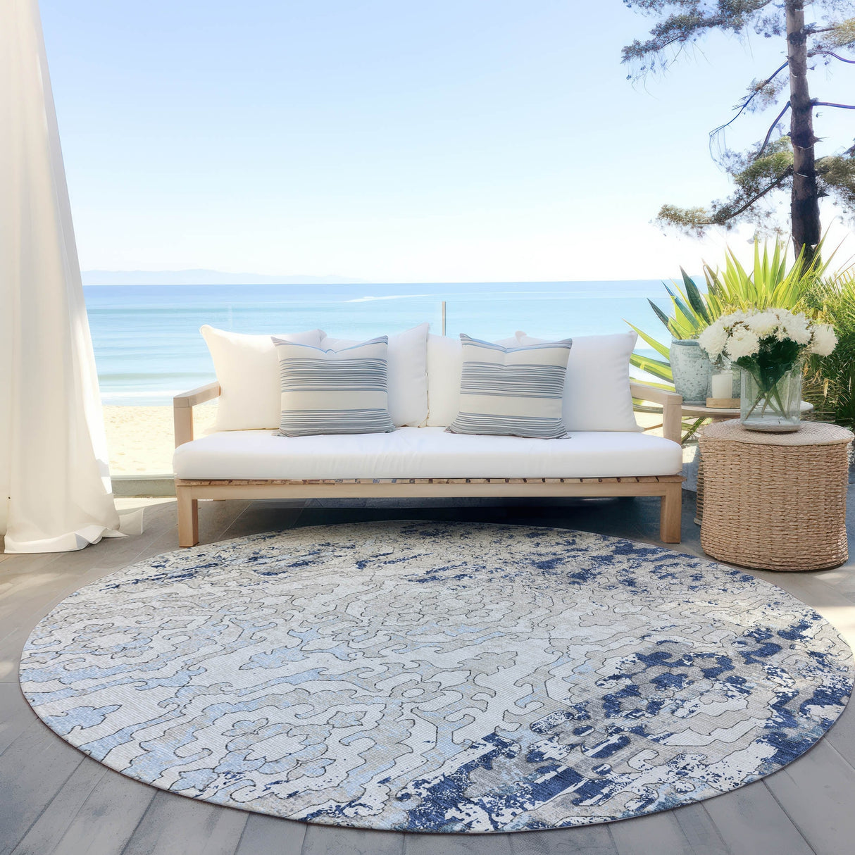 Machine Washable Indoor/ Outdoor Chantille Transitional Rug