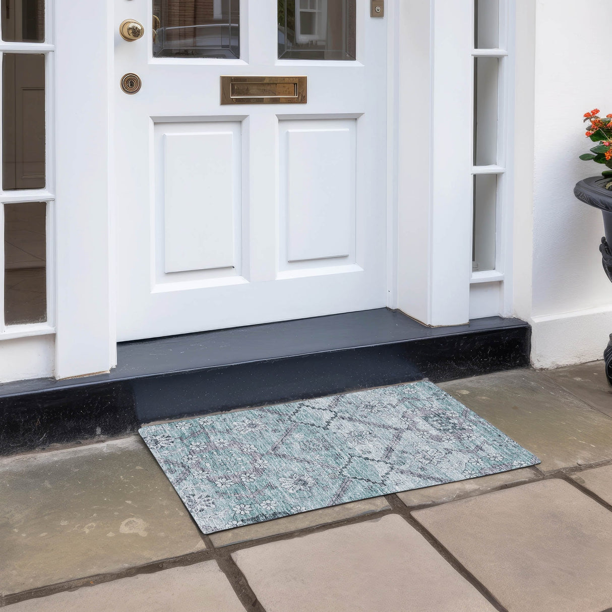 Machine Washable Indoor/ Outdoor Chantille Tribal Garden Rug