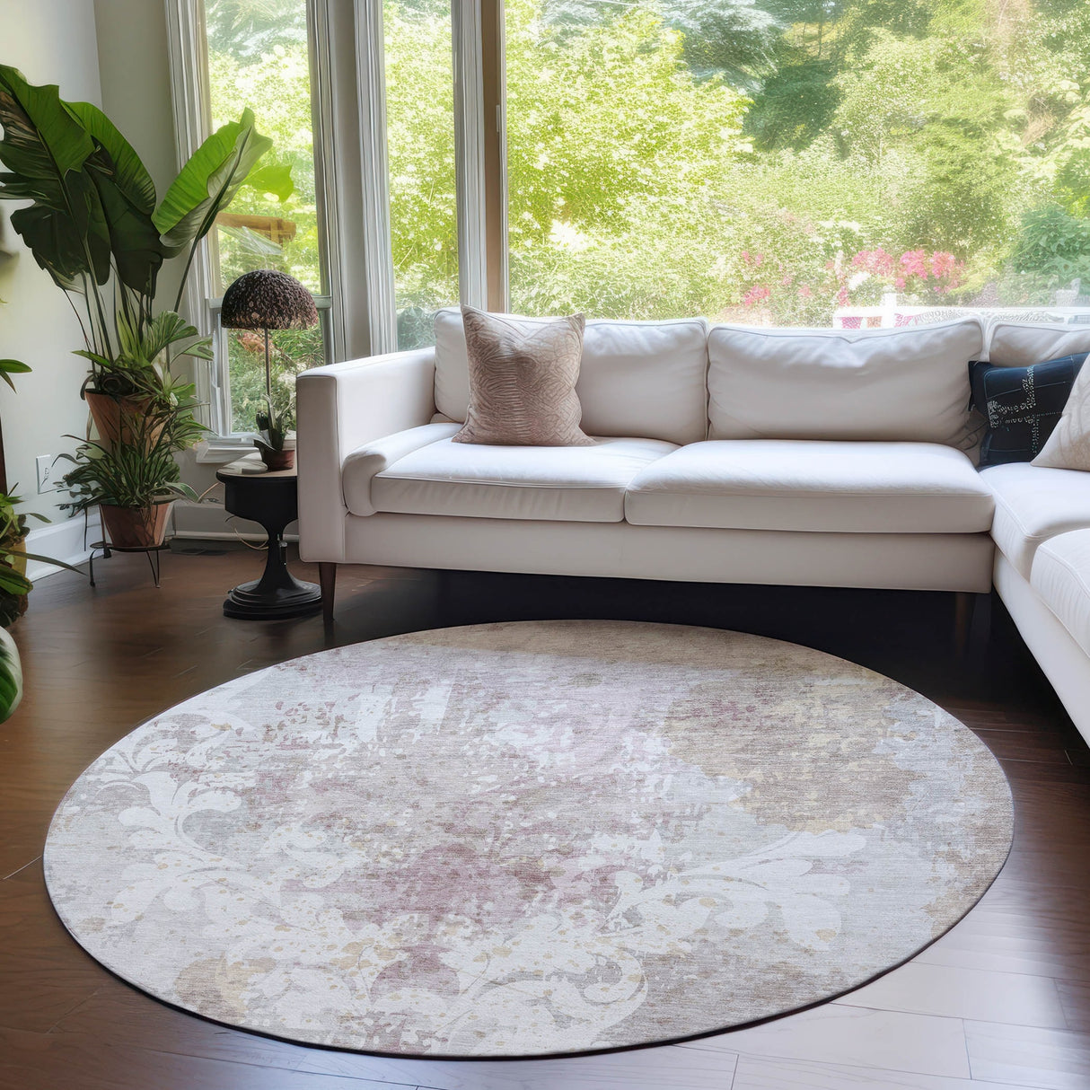 Machine Washable Indoor/ Outdoor Chantille Vintage Damask Rug