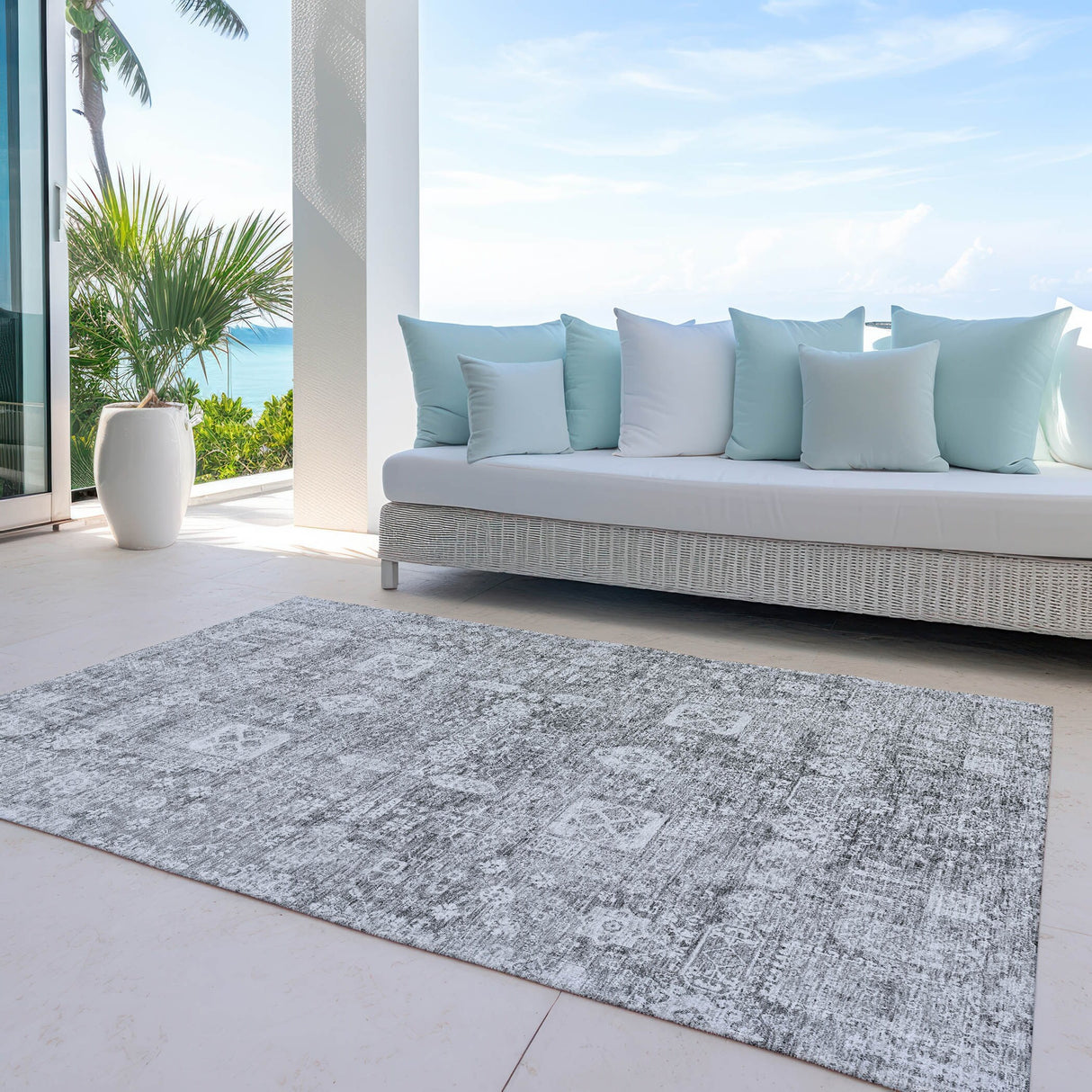 Machine Washable Indoor/ Outdoor Chantille Vintage Traditional Rug