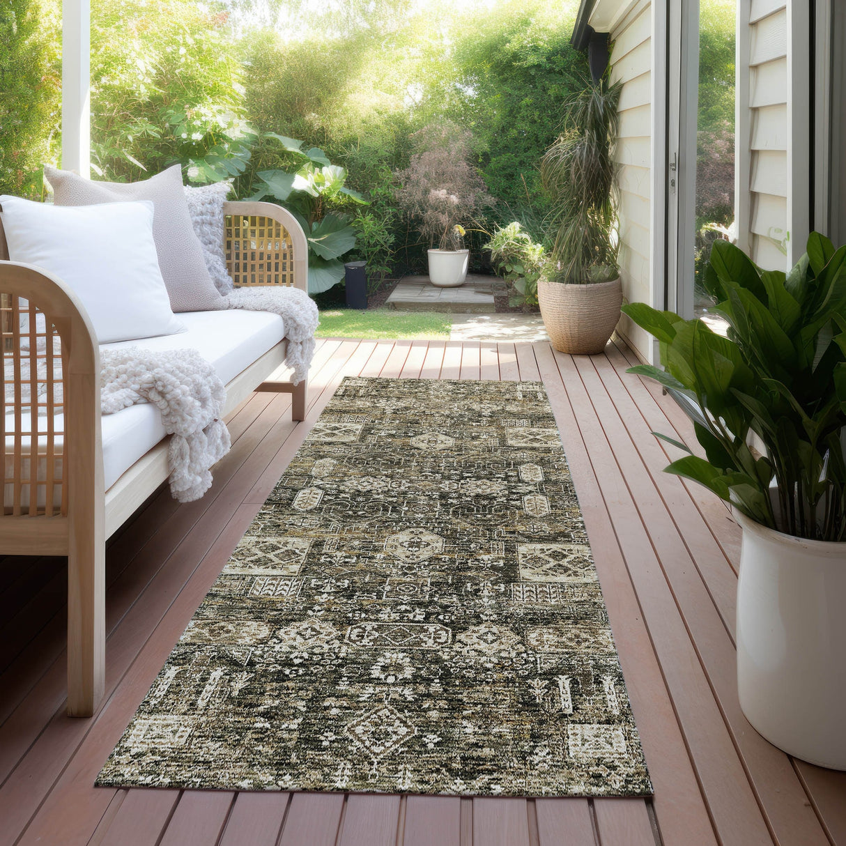 Machine Washable Indoor/ Outdoor Chantille Vintage Traditional Rug