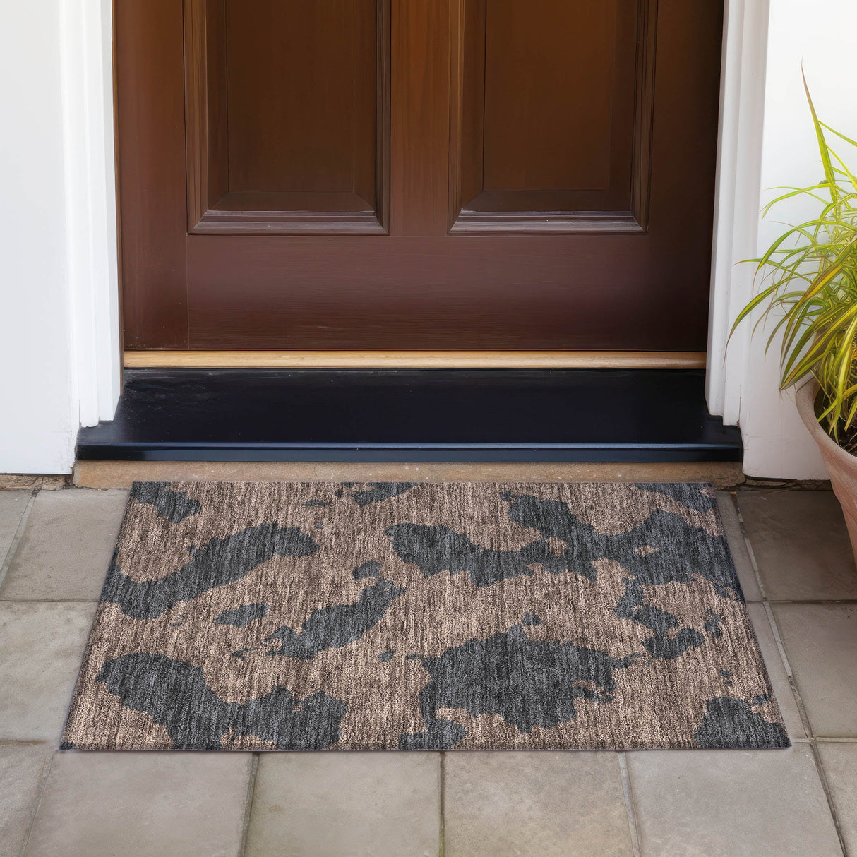 Machine Washable Indoor/ Outdoor Contemporary Abstract Chantille Rug