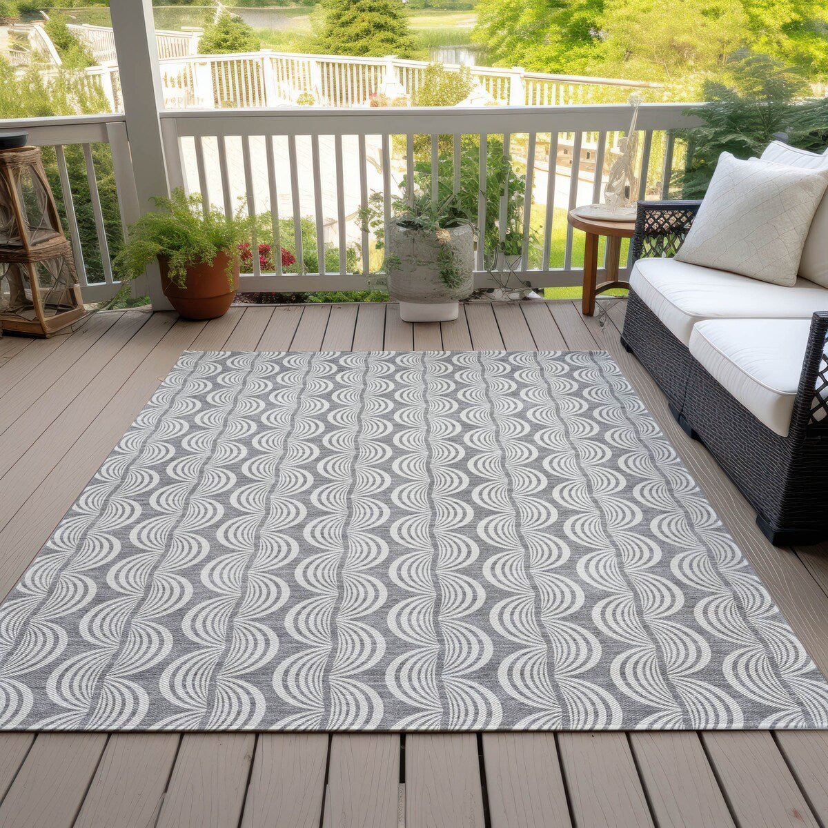 Machine Washable Indoor/ Outdoor Contemporary Chantille Rug