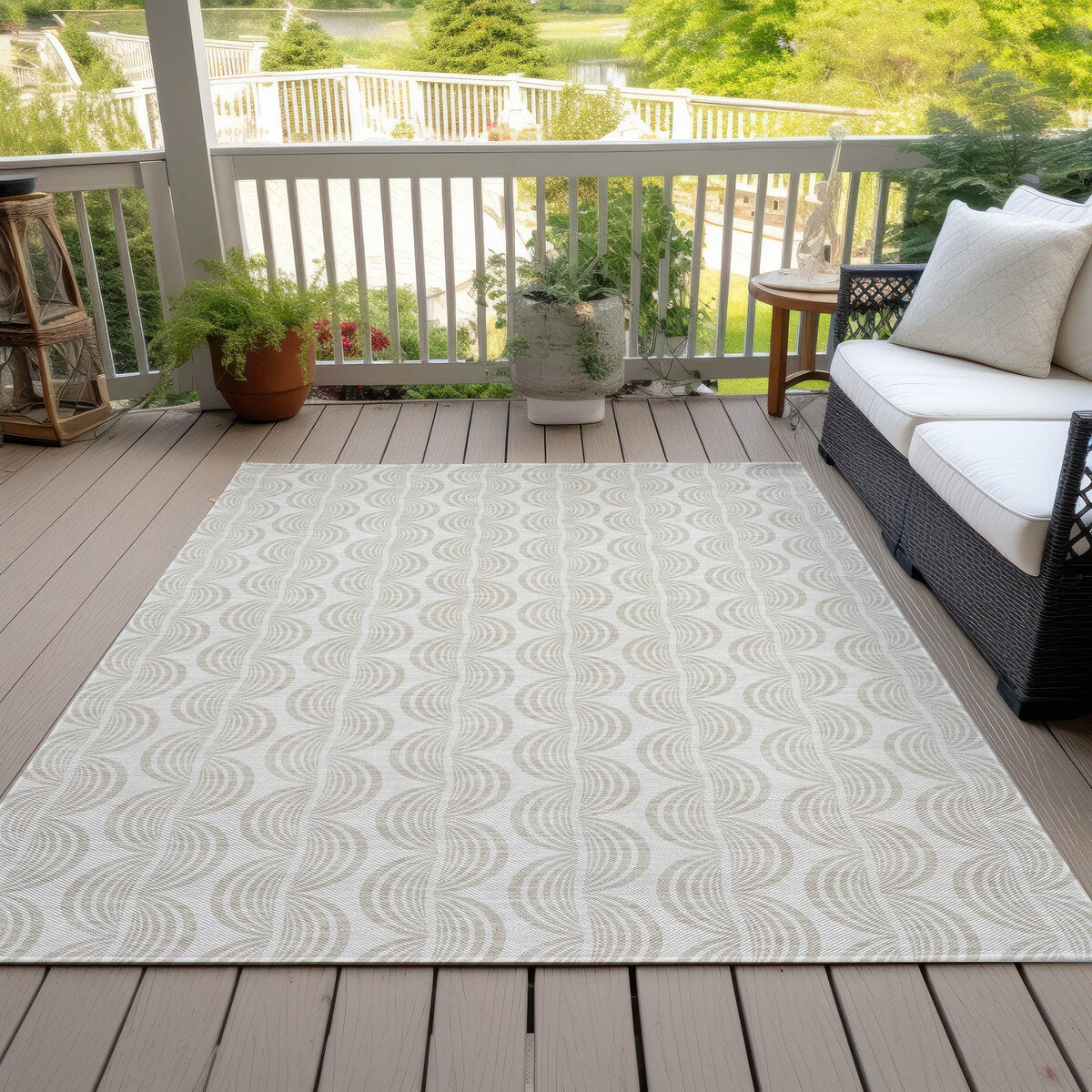 Machine Washable Indoor/ Outdoor Contemporary Chantille Rug