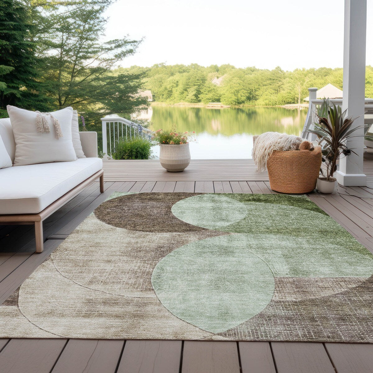 Machine Washable Indoor/ Outdoor Contemporary Deco Chantille Rug
