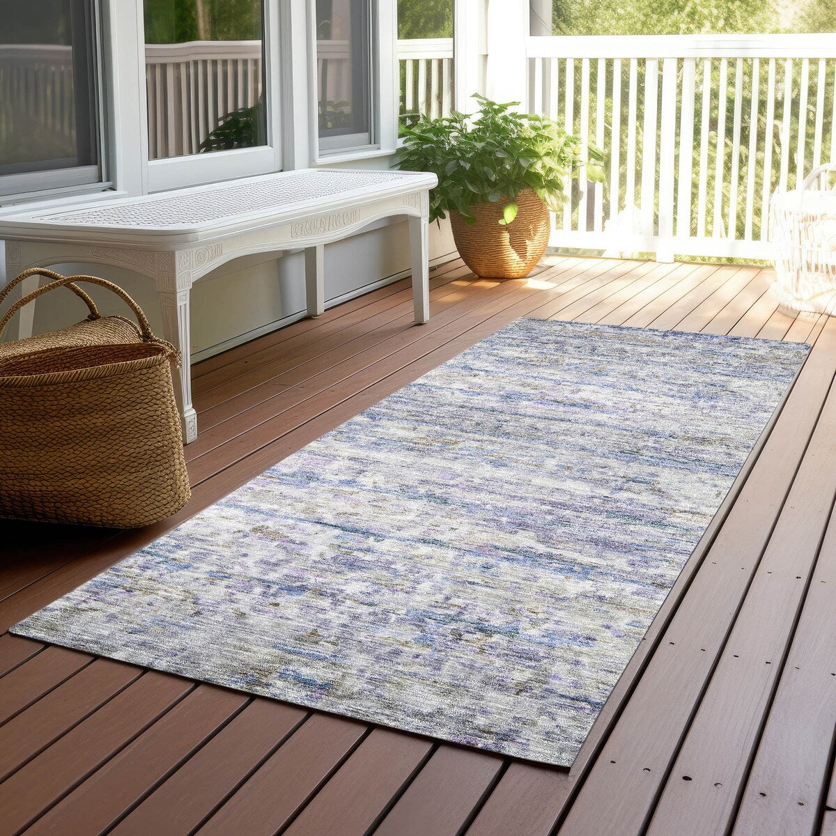 Machine Washable Indoor/ Outdoor Contemporary Solid Chantille Rug
