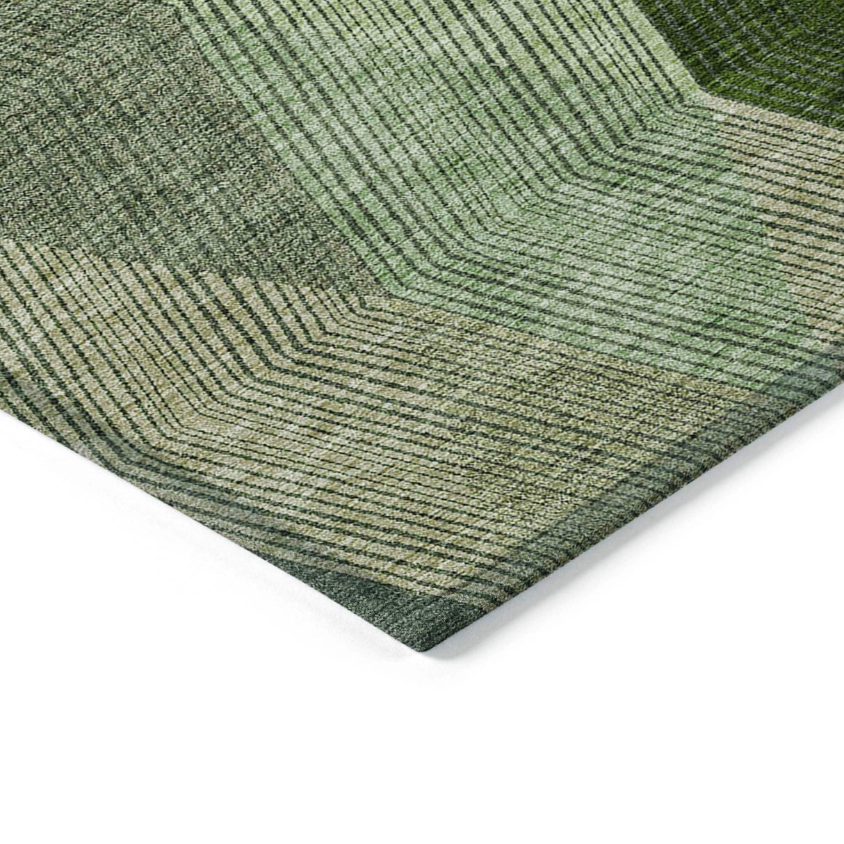 Machine Washable Indoor/ Outdoor Diamond Stripes Chantille Rug