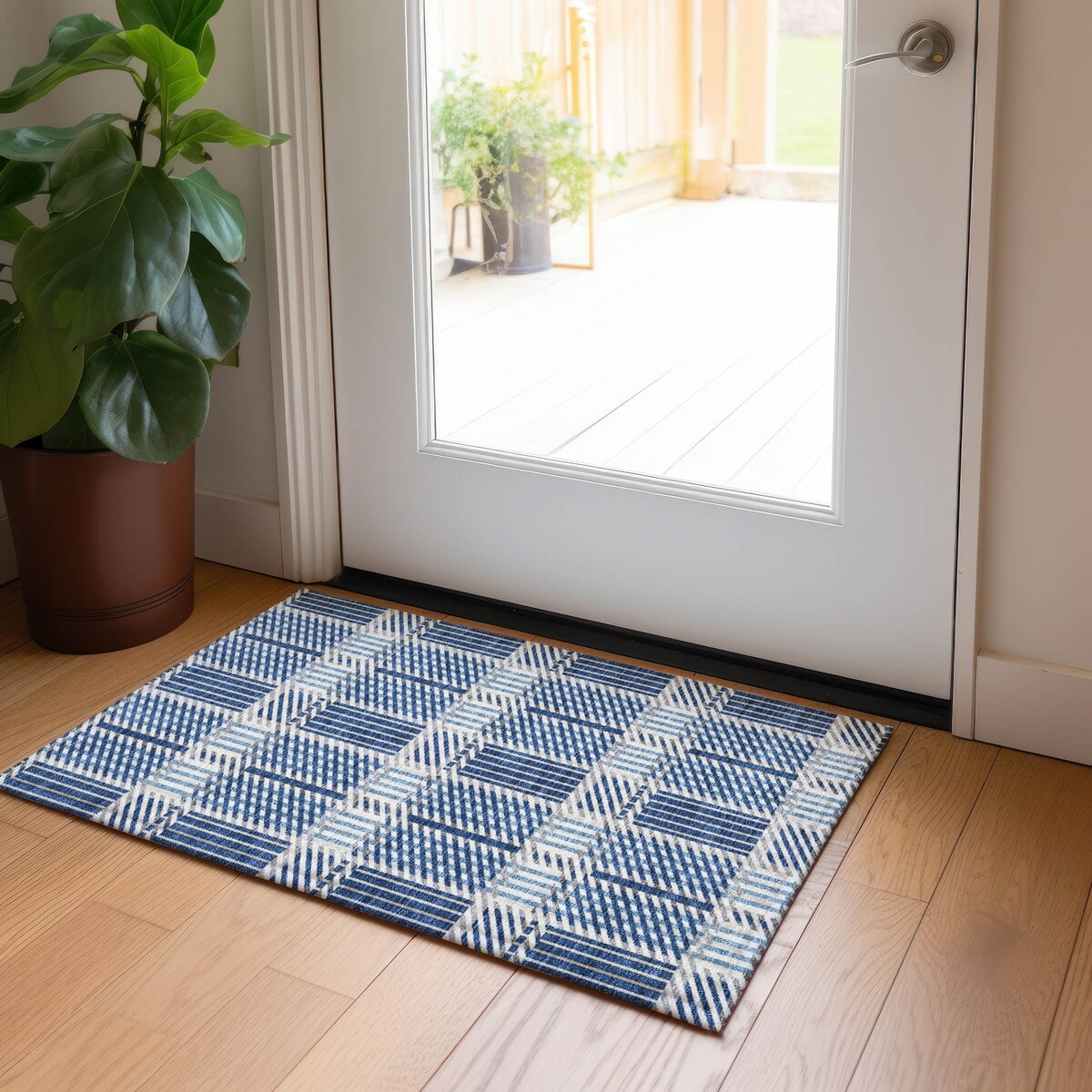 Machine Washable Indoor/ Outdoor Geometric Stripe Chantille Rug