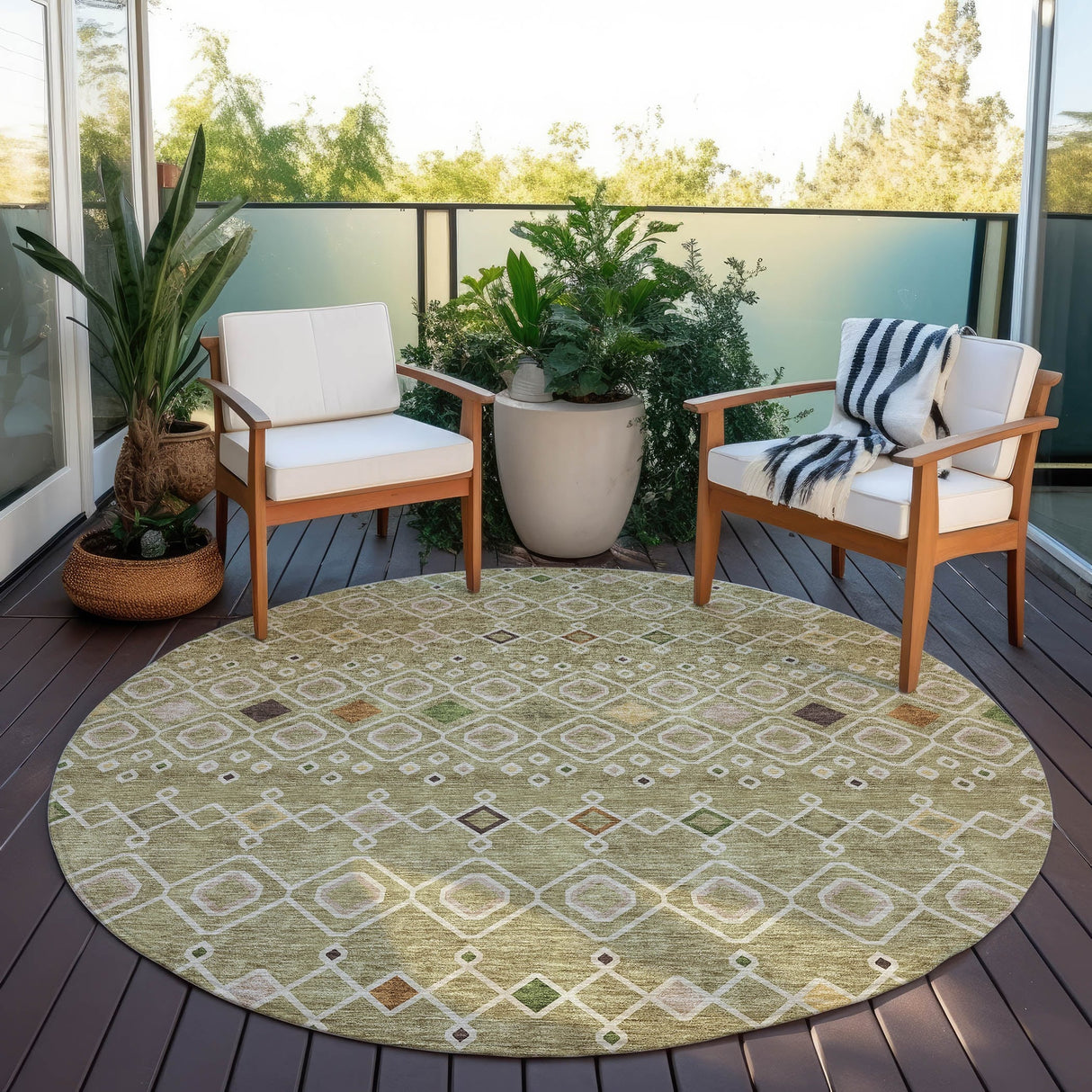 Machine Washable Indoor/ Outdoor Global Contempory Chantille Rug