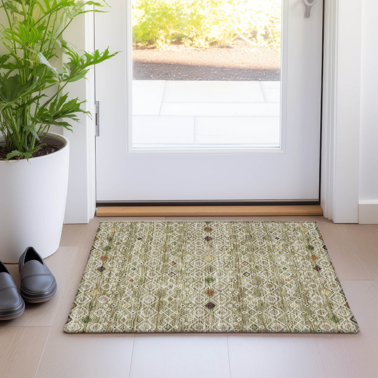 Machine Washable Indoor/ Outdoor Global Contempory Chantille Rug