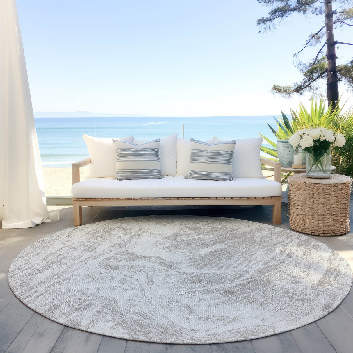 Machine Washable Indoor/ Outdoor Modern Abstract Chantille Rug